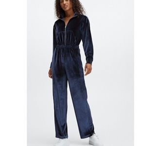 Fabletics Women’s Blue Velour Zip-Up Wide Leg Long Sleeve Onesie/ Jumpsuit M